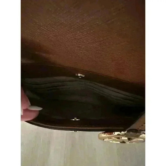 Michael Michael Kors  JET SET ITEM LARGE TOP ZIP POCKET TOTE - Picture 4 of 11